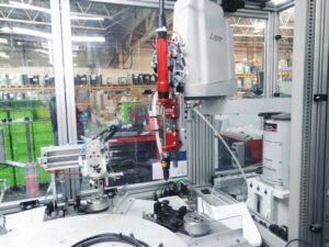 Zastosowanie robotów przemysłowych w procesie produkcyjnym
